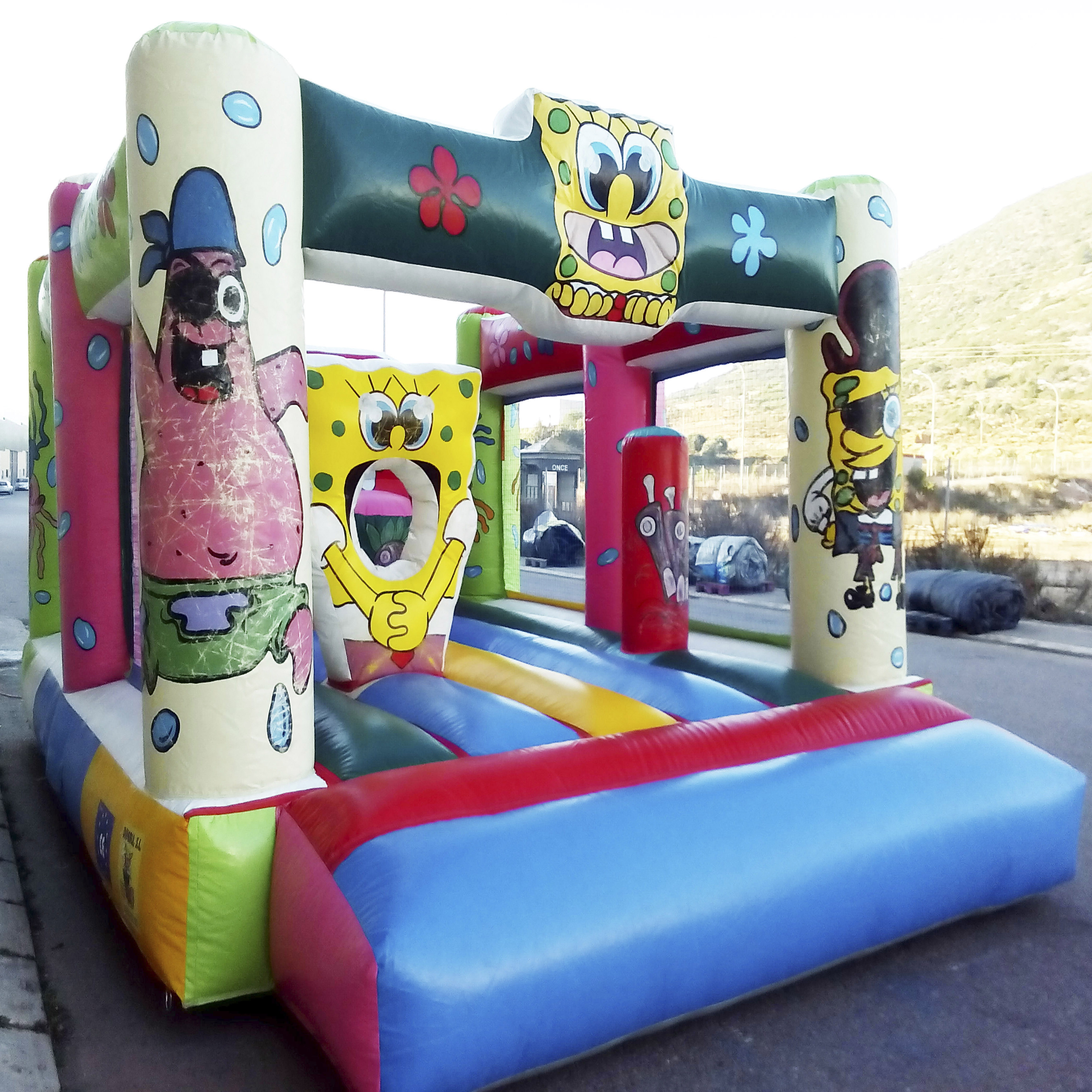 Maquinas recreativas Artículos de Feria Hinchable Bob Esponja 1